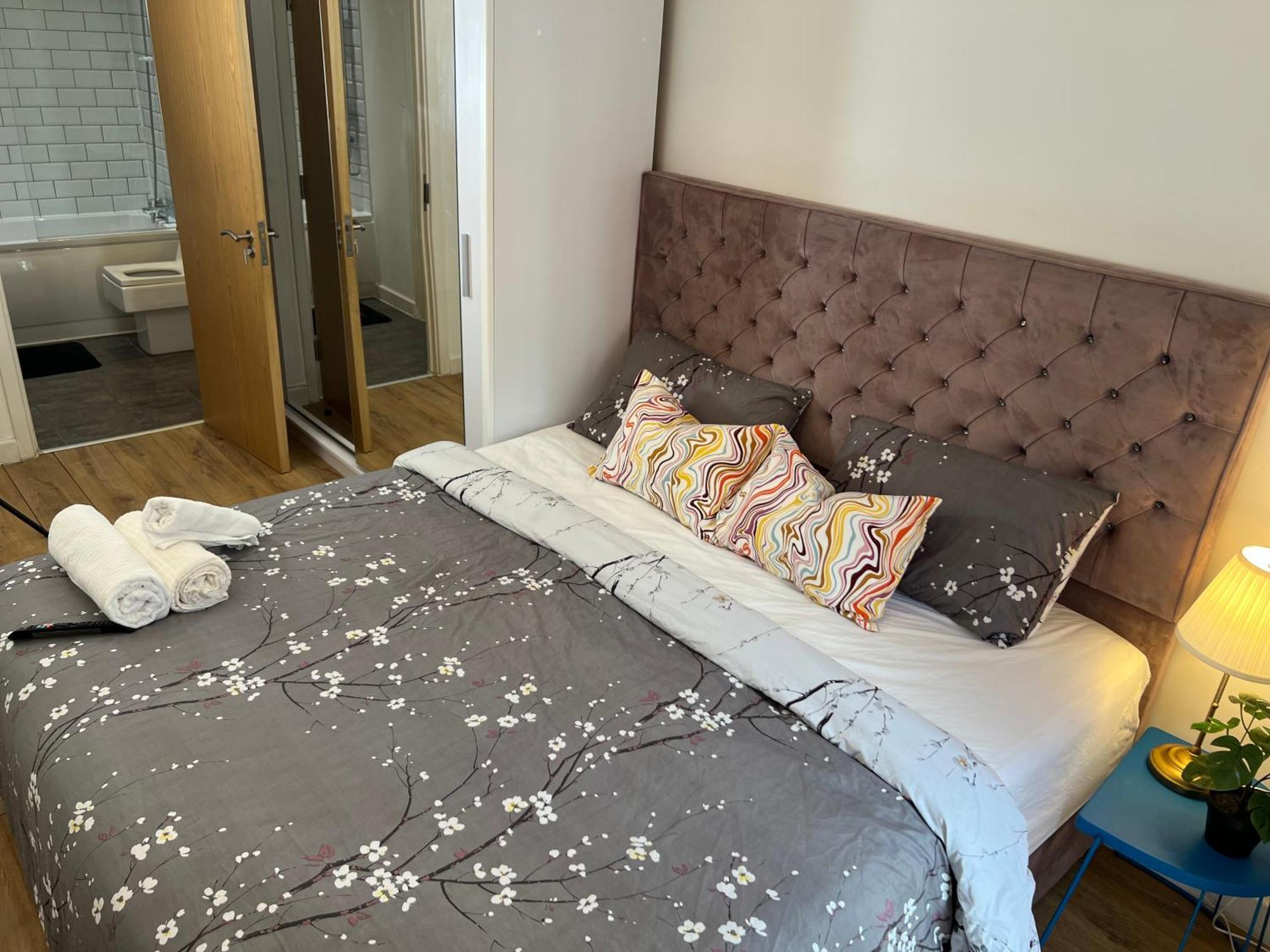 Luxury Urban Tranquility At B1 Apartment เบอร์มิงแฮม ภายนอก รูปภาพ