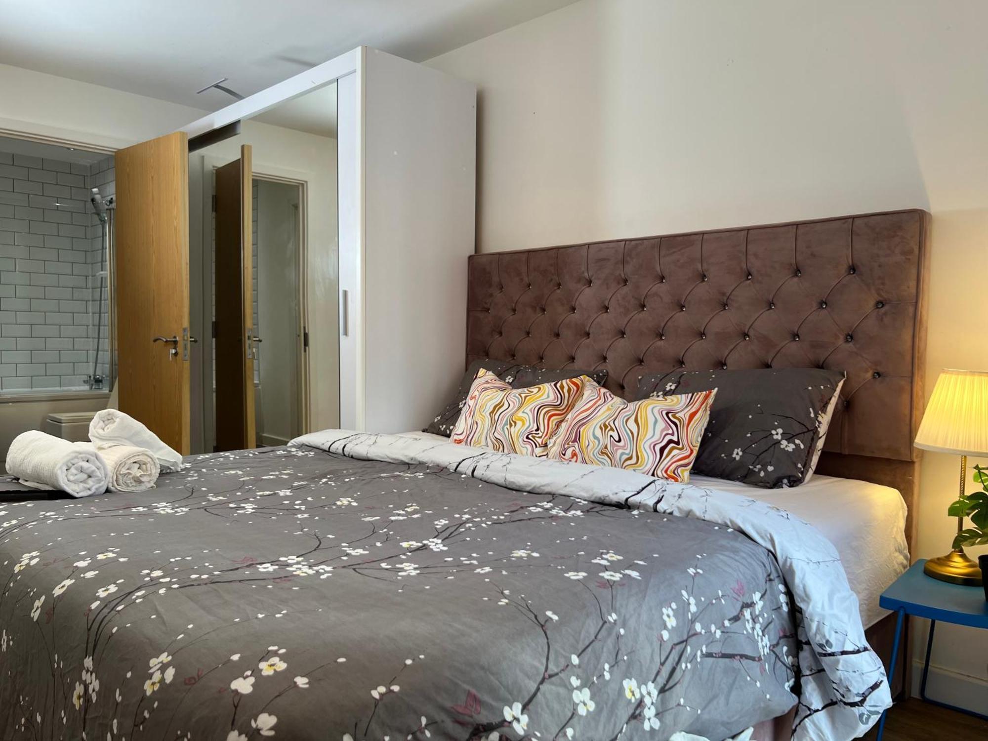 Luxury Urban Tranquility At B1 Apartment เบอร์มิงแฮม ภายนอก รูปภาพ